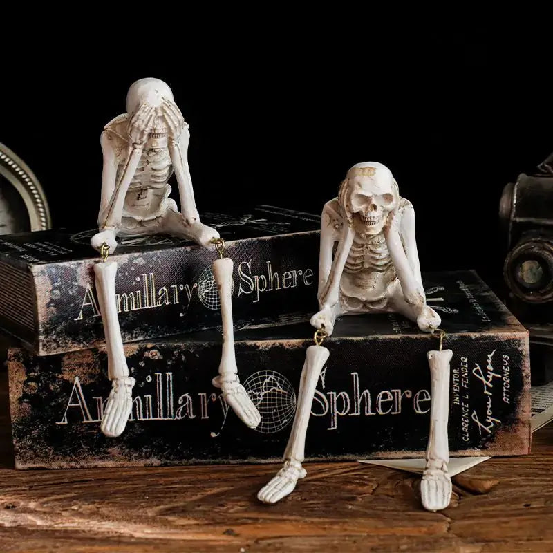 Halloween Home Hanging Skeleton Head Decoration Resin Ornaments 3 Styles Ghost Skeleton Modeling Craft Bookshelf Table Edge Prop